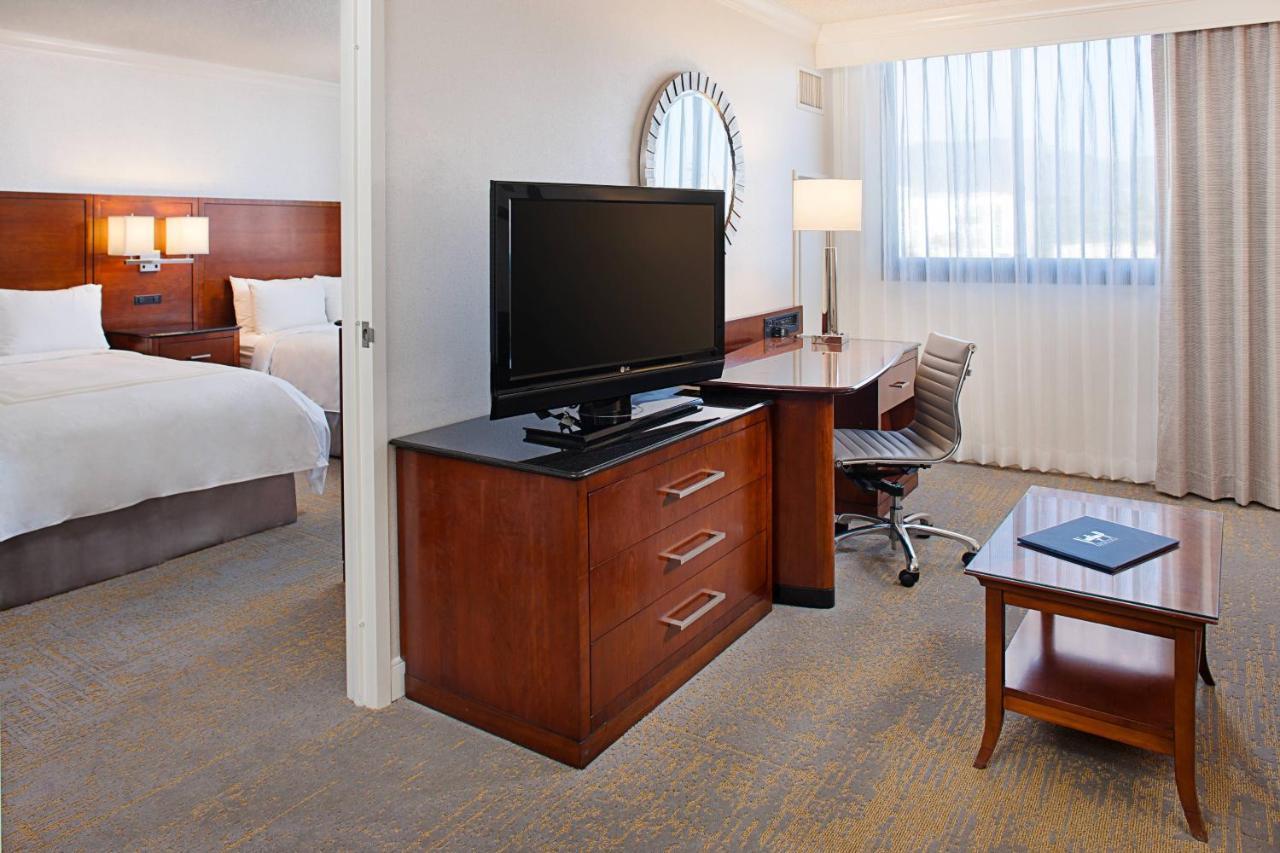 Los Angeles Marriott Burbank Airport Exterior foto